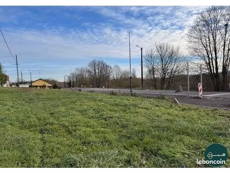 terrain 970 m² écrouves