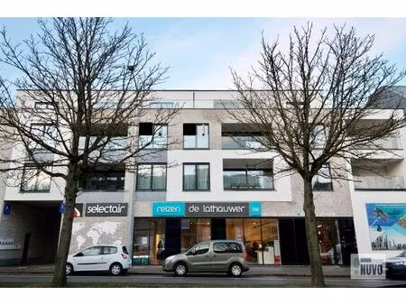 1 ondergrondse binnenstaanplaats te koop op gunstige ligging!