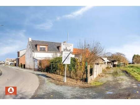 landelijk gelegen renovatieproject op zuidgericht perceel