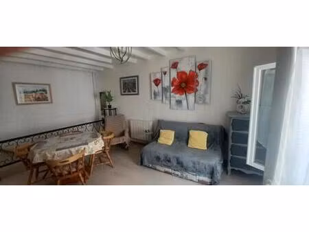 location appartement 2 pièces 38 m² à saint-chamas (13250)