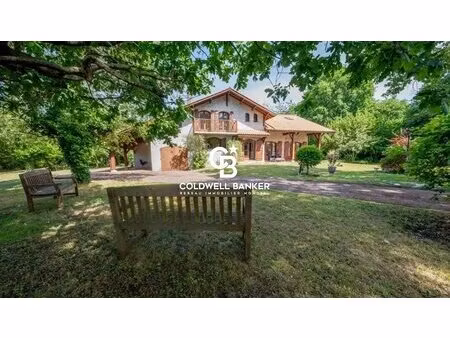 belle maison landaise dans un parc arboré le haillan