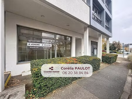 achat local commercial 76m²