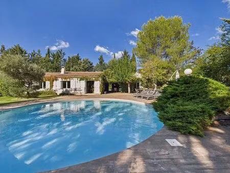 villa de luxe en vente jouques  provence-alpes-côte d'azur