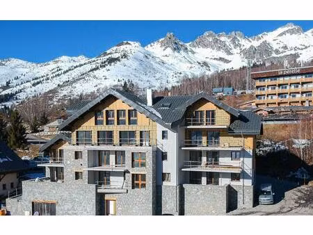 2 - appartements de 4 chambres orientés au sud à seulement 90 m des pistes de ski -...