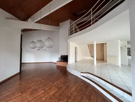 vente maison 6 pièces 196 m² seilh (31840)