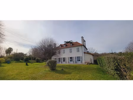 vente maison 7 pièces 260m2 jurançon 64110 - 214000 € - surface privée