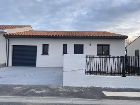 vente maison 4 pièces 286m2 llupia 66300 - 235000 € - surface privée