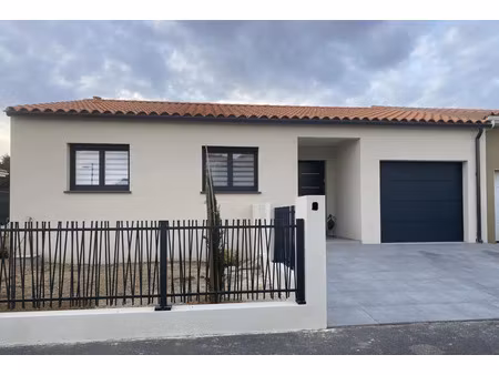 vente maison 4 pièces 80m2 villelongue-dels-monts 66740 - 237000 € - surface privée