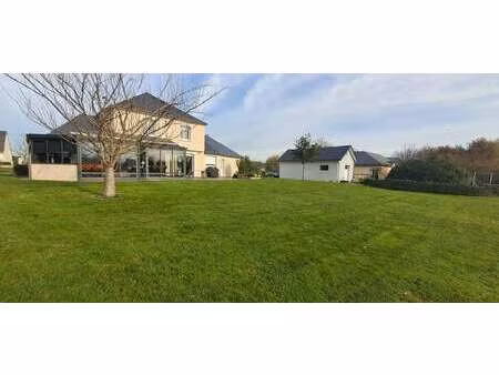 vente maison au buret (53170) : à vendre / 190m² le buret