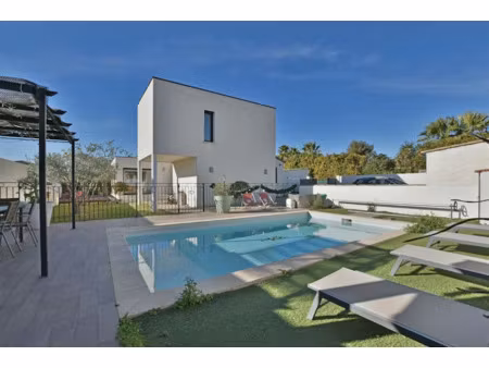 vente villa 4 pièces 172 m² à clarensac (30870)  499 000 €