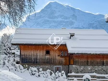 chalet authentique au coeur des carroz d'arâches