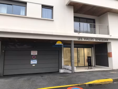 frejus plage garages en sous sol