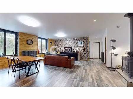 appartement + local / atelier + gîte de france