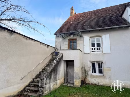 vente appartement 4 pièces 80 m² à saint-amand-montrond (18200)  49 000 €