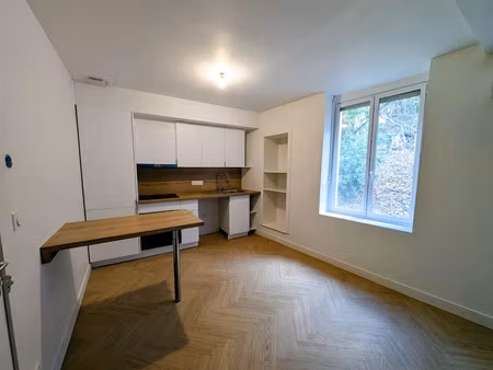 vente appartement 2 pièces 25.28 m² à châtelguyon (63140)  90 000 €
