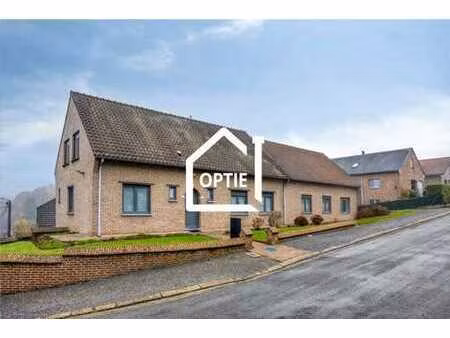 maison kangourou située au calme avec jardin orienté sud-est