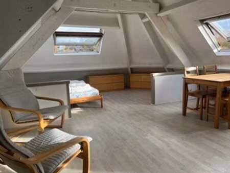 studio plein de charme et de soleil