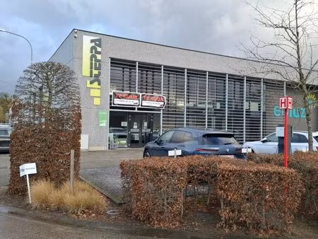 bien professionnel à louer à kapellen € 4.400 (li24s) - the real estate company | zimmo