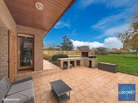 pavillon 7 pièces 178 m²