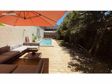 maison 6 pièces 165 m²