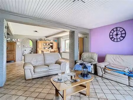 maison 2 chambres  jardin et garage