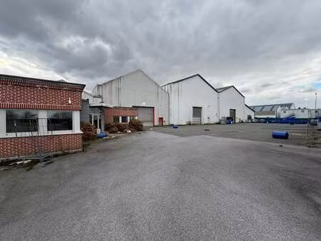 bâtiment industriel à louer à enghien