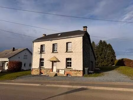 maison 4 chambres avec garage et grand jardin à offagne