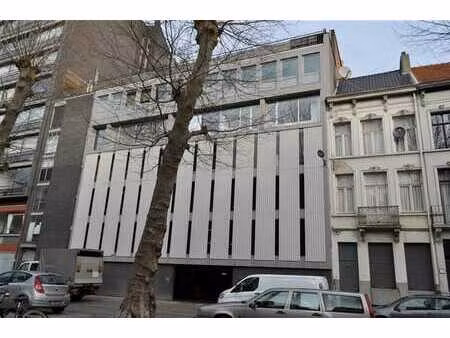 parking/boxe de garage