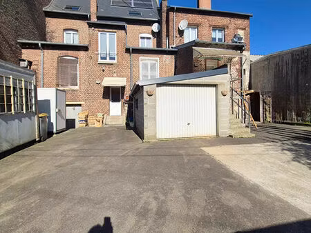 immeuble 275.49m² + appartement indépendant 91 59 m²