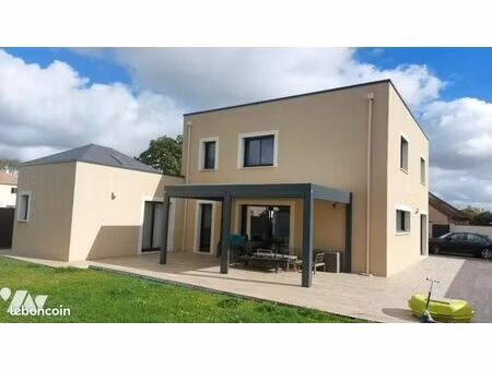 maison 7 pièces 194 m²