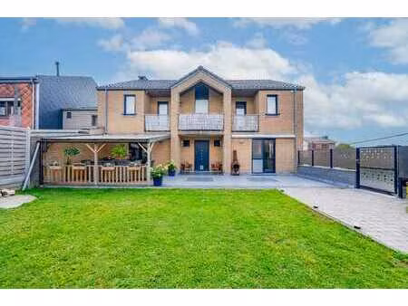 à vendre : maison 5 chambres avec espace professionnel