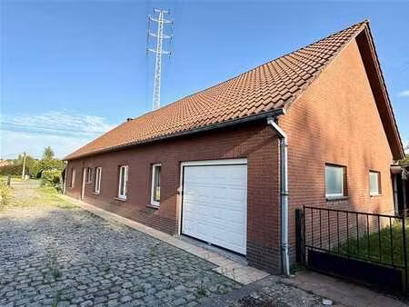 villa plain-pied 3 chambres  garage et jardin!