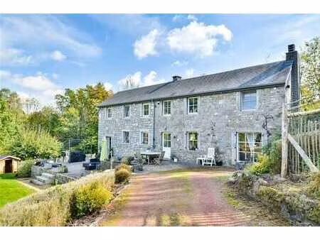 magnifique propriété entièrement rénovée sur 47 ares de terr