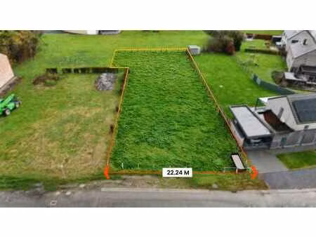 terrain à bâtir de 1229 m² : créez la maison de vos rêves !