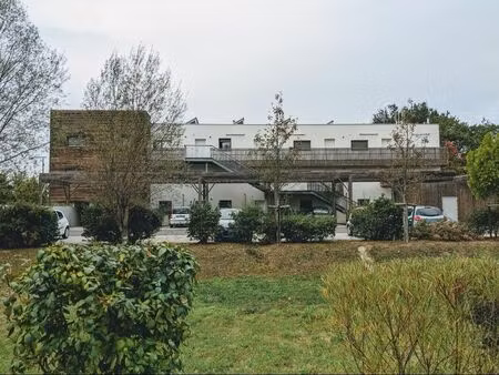 a vendre! exclusivite  secteur cornebarrieu  bel appartement de type 2