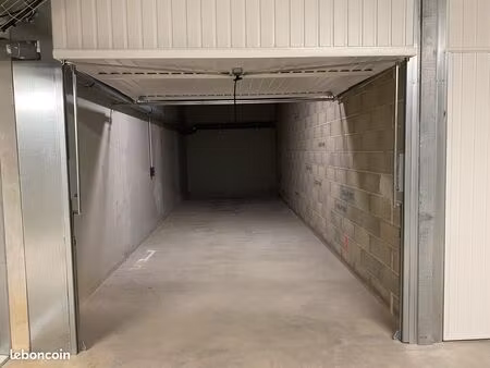 box de garage double fermé dans résidence neuve