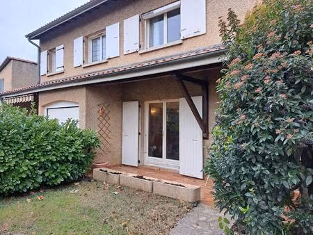 square habitat valence