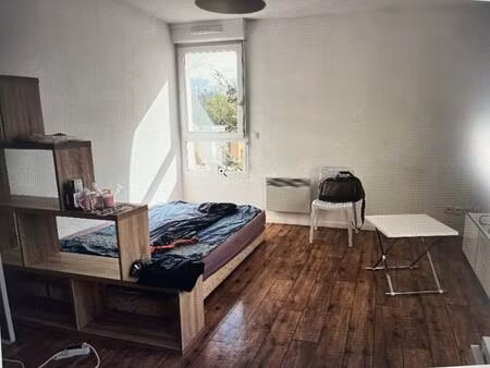 location appartement 1 pièce 30 m² à sens (89100)