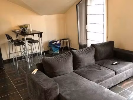 appartement - 3ème étage - 33 m² - 1 pièce- meublé