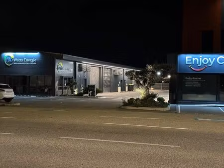 local artisanal valence