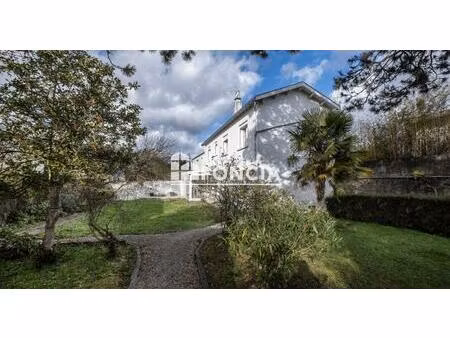 maison familiale avec piscine  jardin arboré et potentiel d'agrandissement