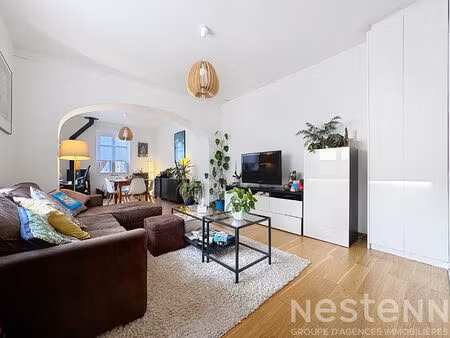 nantes sud  maison de charme deux chambres  garage  dépendance  busway et commerces