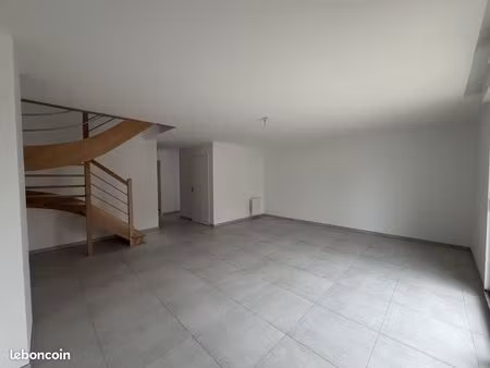 maison 5 pièces 126 m²