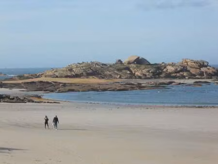 location appartement 2 pièces à trégastel (22730) : à louer 2 pièces / 47m² trégastel