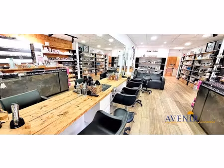vente locaux professionnels 1 pièce 77 m² à plan-de-cuques (13380)  95 000 €