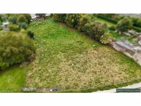 6010 couillet - rue du coucou (face au 126)