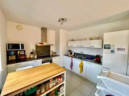 appartement waremme centre  2ch-balcon-garage-parking