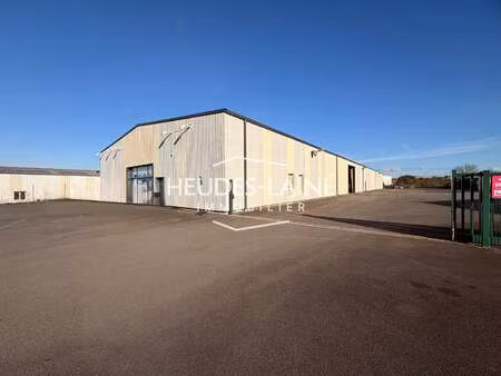 location bureaux et commerces à saint-quentin-sur-le-homme (50220) : à louer / 1500m² sain