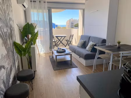 location meublée appartement 2 pièces 26 m² à la grande-motte (34280)  650 €
