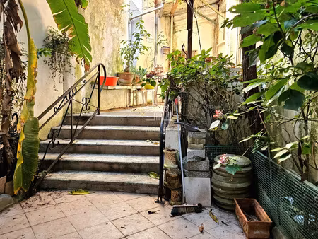 ensemble immobilier t8 - 204m² avec deux maisons independantes avec cour interieur / eauze